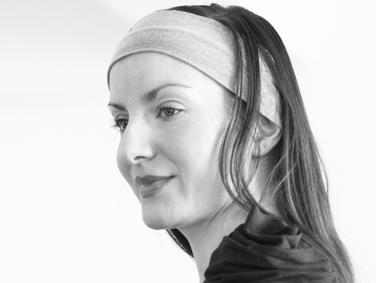 Ruth Tapp as Fiona